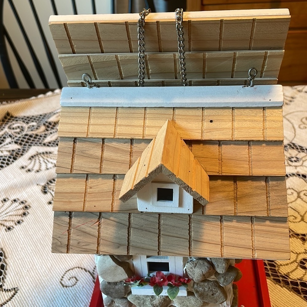 Bird House w Flowers and Rocking Chair Red Platform - Picture 7 of 15